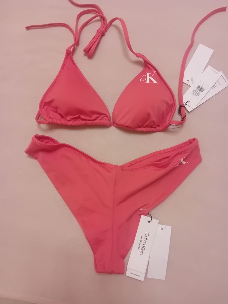 Дамску бански две части calvin klein