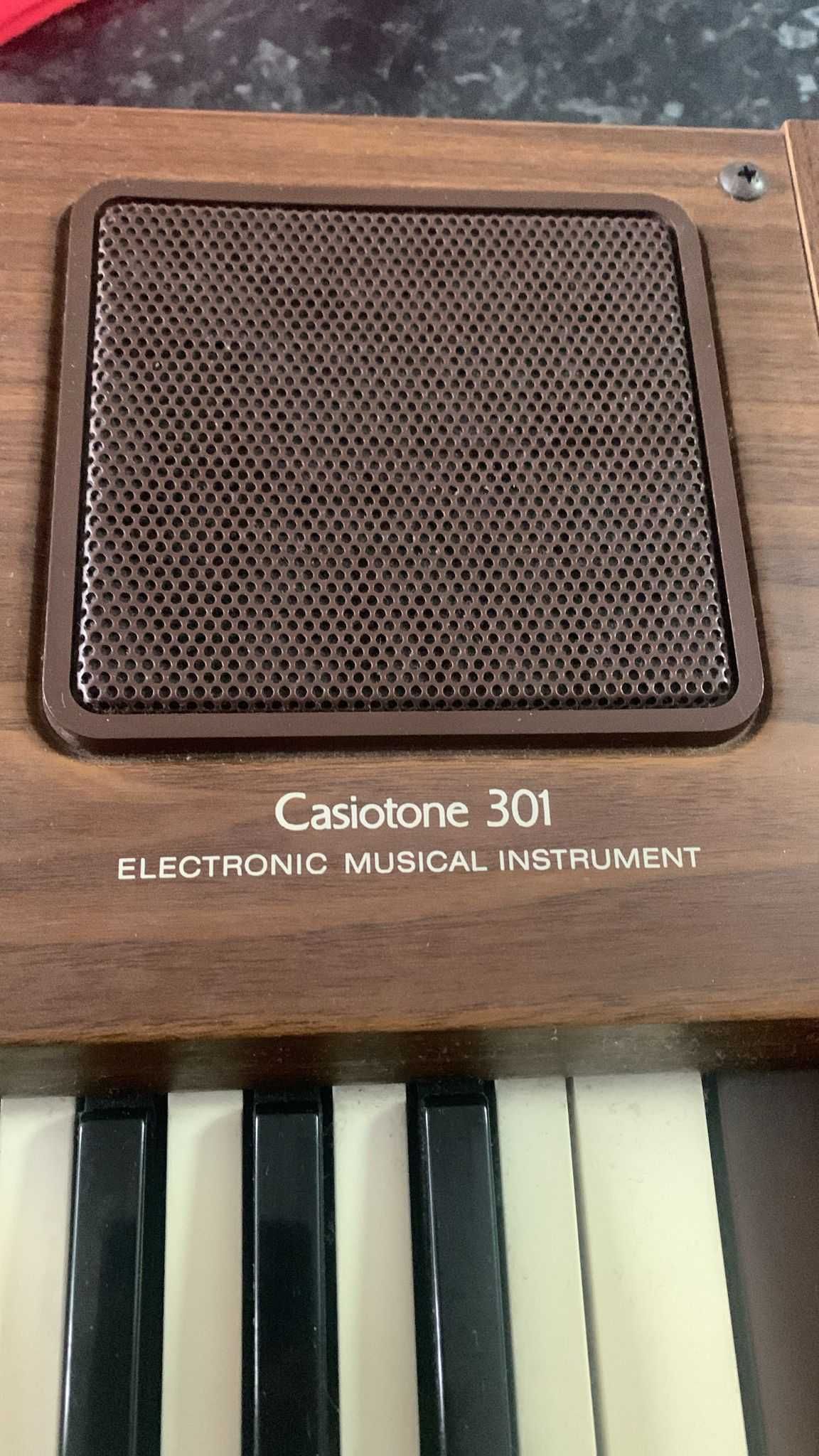 Vand orga Casio Casiotone 301 stare foarte buna