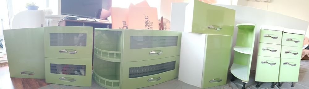 Продаю кухонный гарнитур