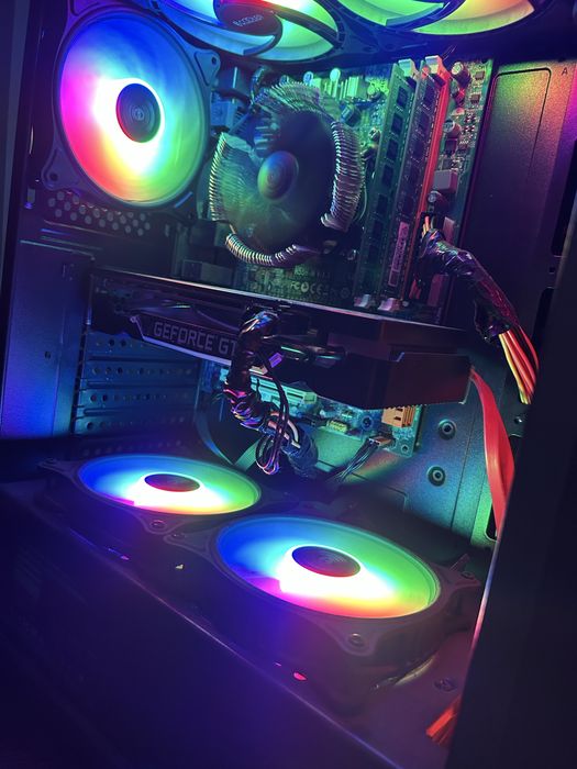 Материнская плата H55H с каменом с куллером с озу 4 г