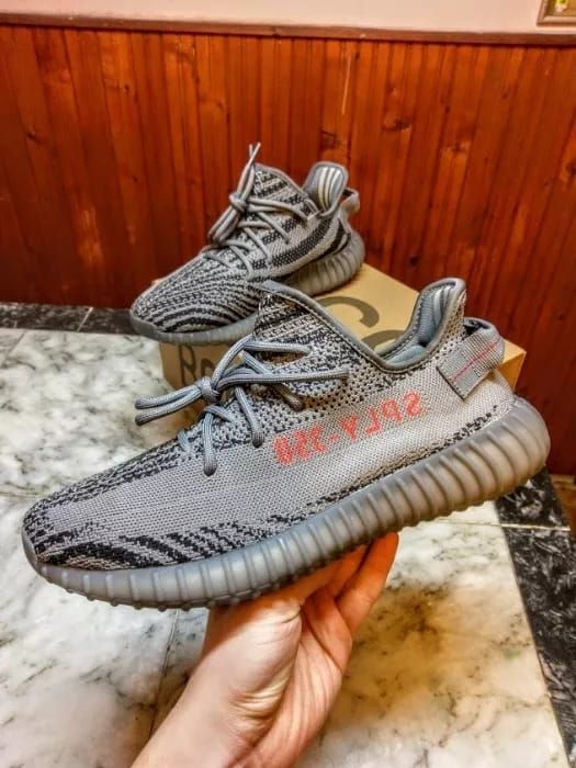 Yeezy Boost 350 v2