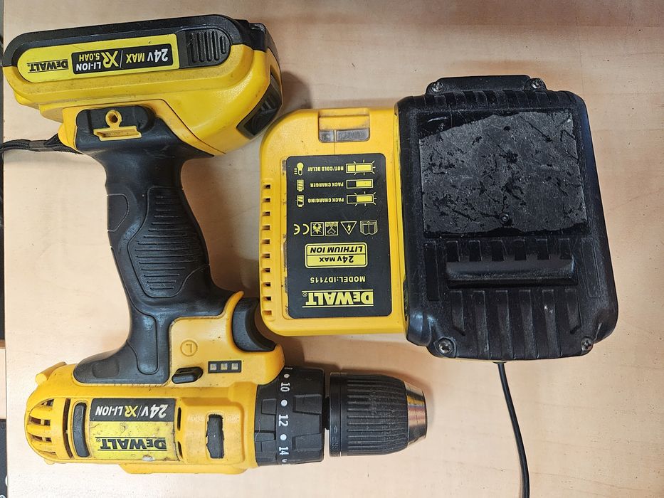 Masina de găurit si infiletat DeWalt