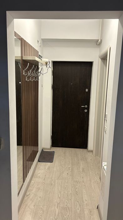 Închiriez garsoniera mobilata, 500€ (negociabil) zona Piata Sudului