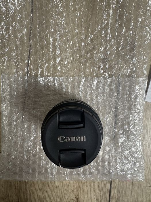 Canon DSLR 2000D