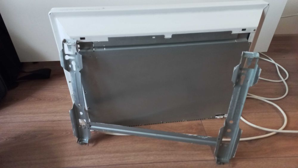 Конвекторен радиатор за стена Airelec 1500W