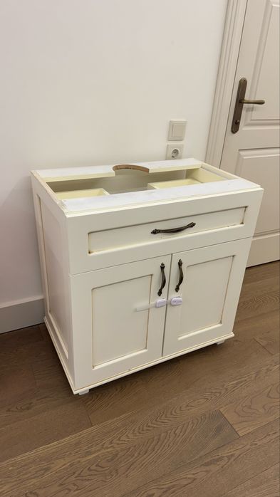 Шкаф отдам бесплатно