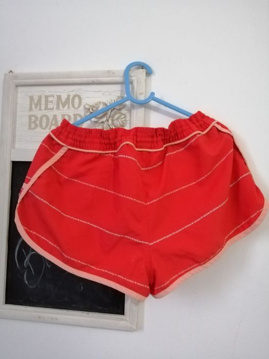 Pantaloni scurti Adidas model vechi retro dama marimea 36 S