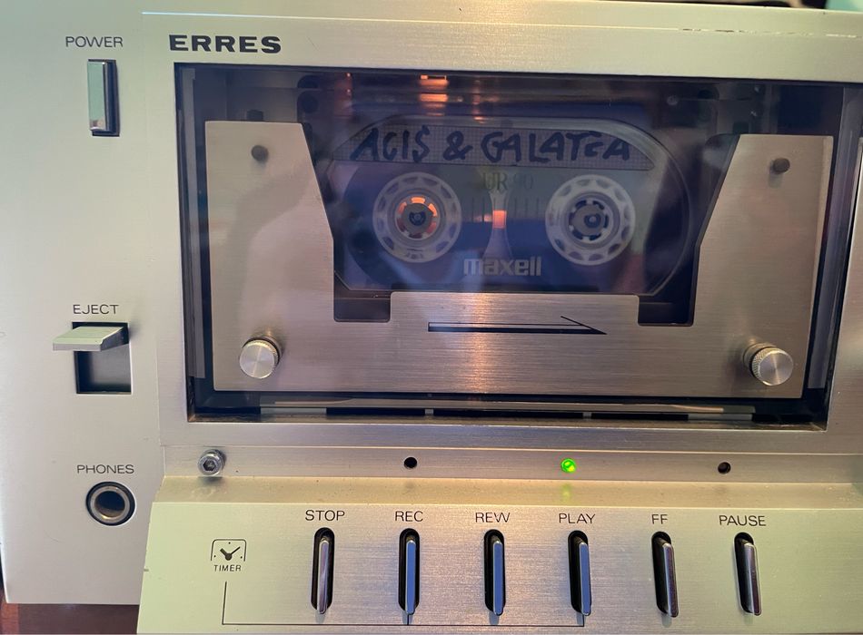 Casetofon ERRES  3630 Fisher/ Akai Technics