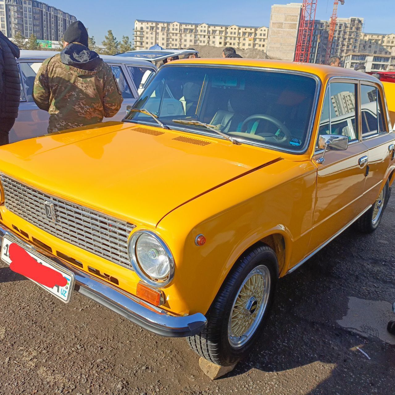 Vaz 21013 sotiladi