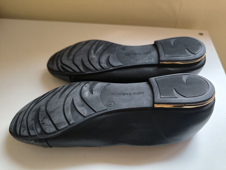 Обувки, кожа и лак