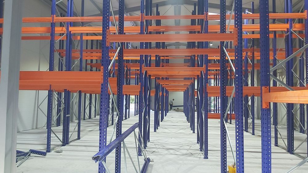 Rafturi metalice depozitare europaleti