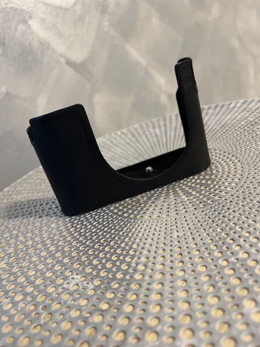 Husă originală din piele Leica Q2-stare perfectă