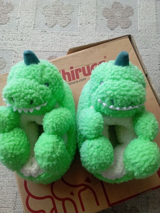 Детски пухкави пантофи Baby Gap