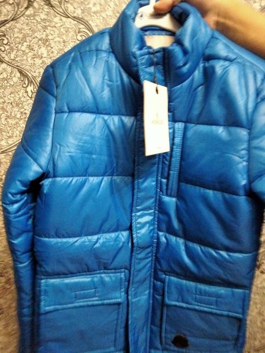 Продам куртку на мальчика