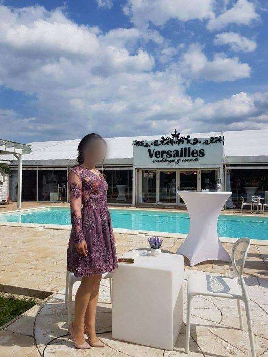 Vand rochita dantela marimea XS(34)