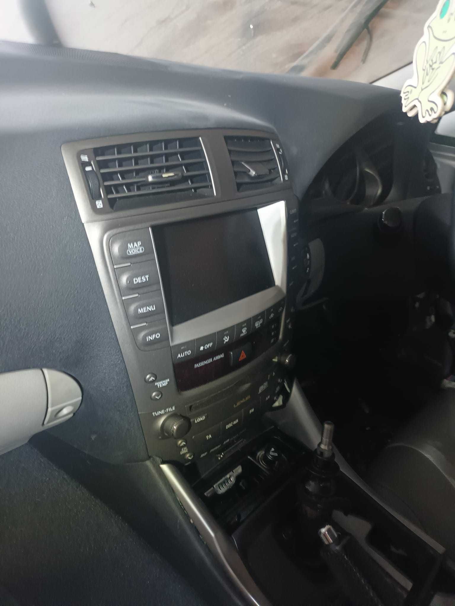Lexus is220 на части