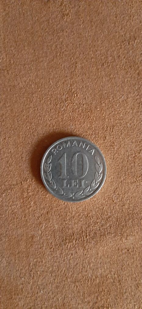 Vând monedă 10 lei 1995
