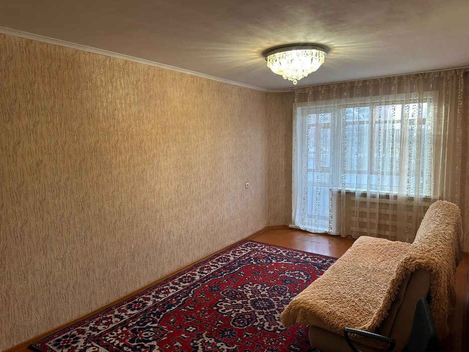 Продам 2 комнатную квартиру.