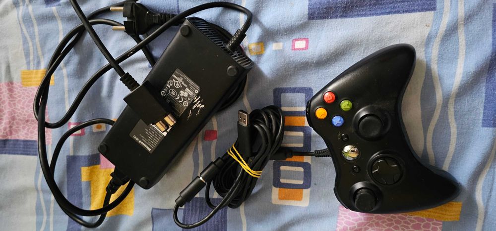 xbox 360 hard 250gb incarcator maneta adaptor wireless