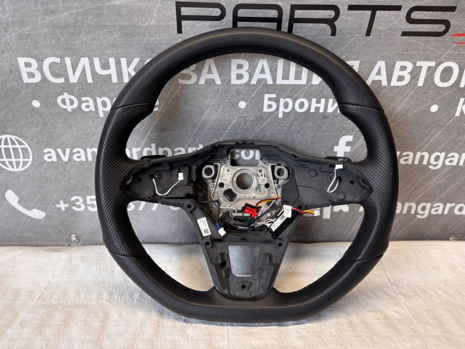 Оригинален кожен волан Volkswagen Golf 8