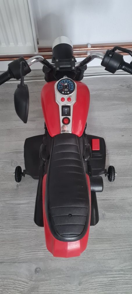 Motocicleta electrică