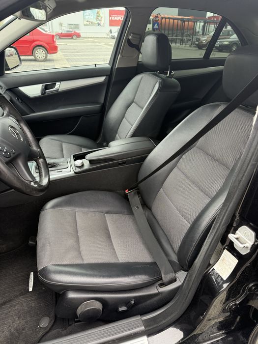 Mercedes c 2.2 D automat 170 cp