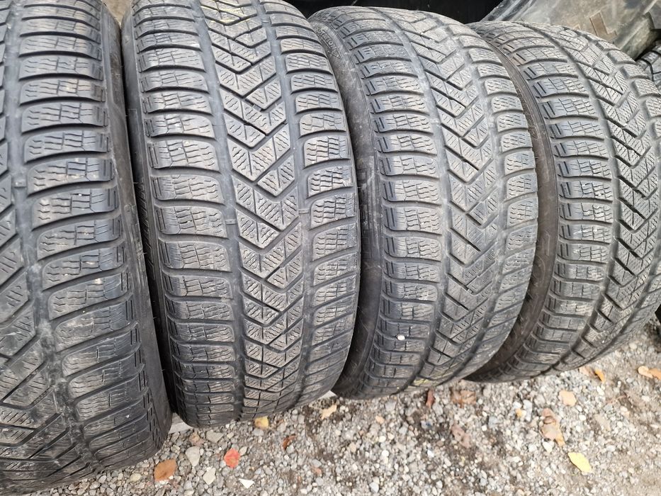 Anvelope 255/45R19 marca Pirelli, M+S, DOT 2023,6 mm