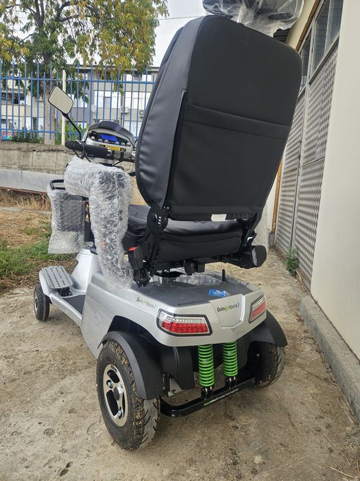 Скутери за трудно подвижни хора Quingo