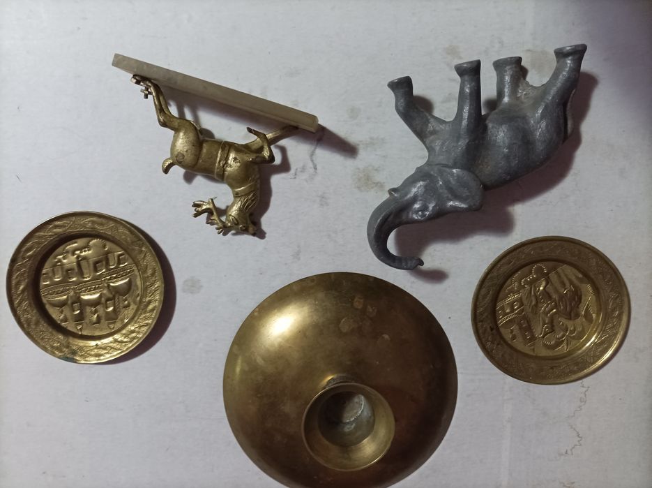 Lot obiecte bronz - Lot obiecte lemn