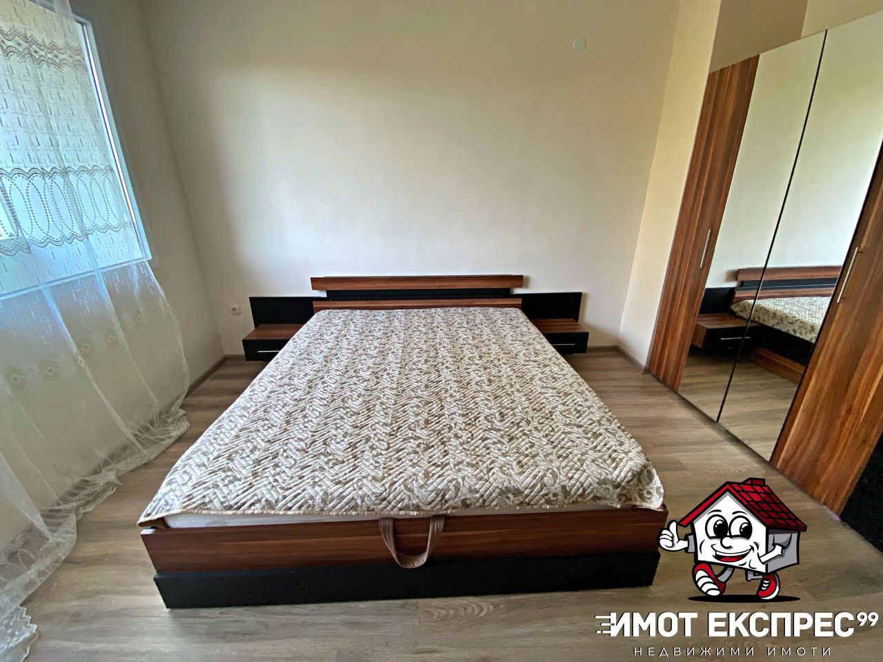 Продава се Двустаен апартамент в Асеновград - 70 кв.м за 6 €/кв.м - Снимка #10