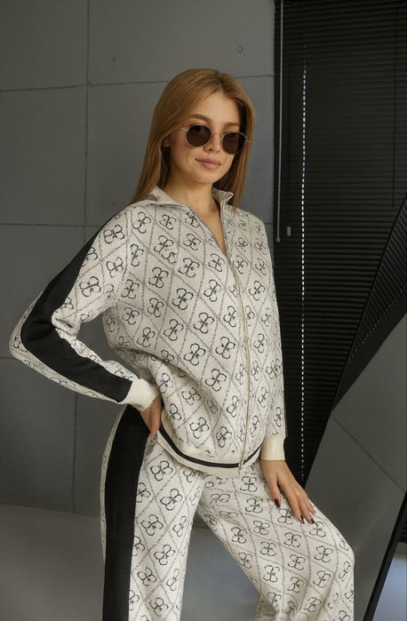 Дамски комплекти