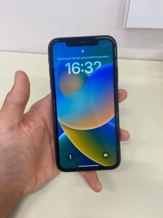 Продам Айфон 11 64гб 83 % идеальный