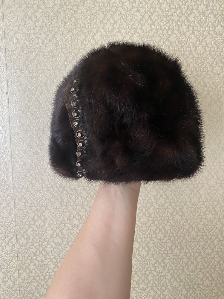 Продам норковую шапку