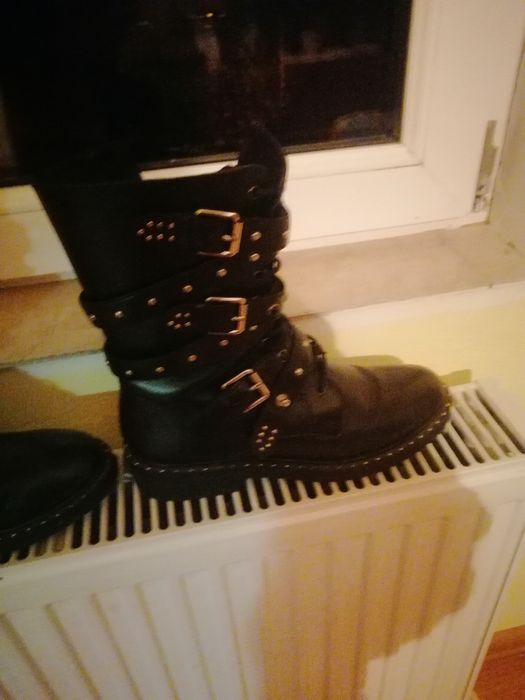 Ghete Rok Marca Brumo Premi mărimea 38 din piele!