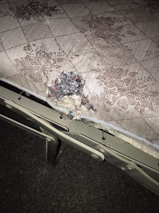 Разтегателен диван