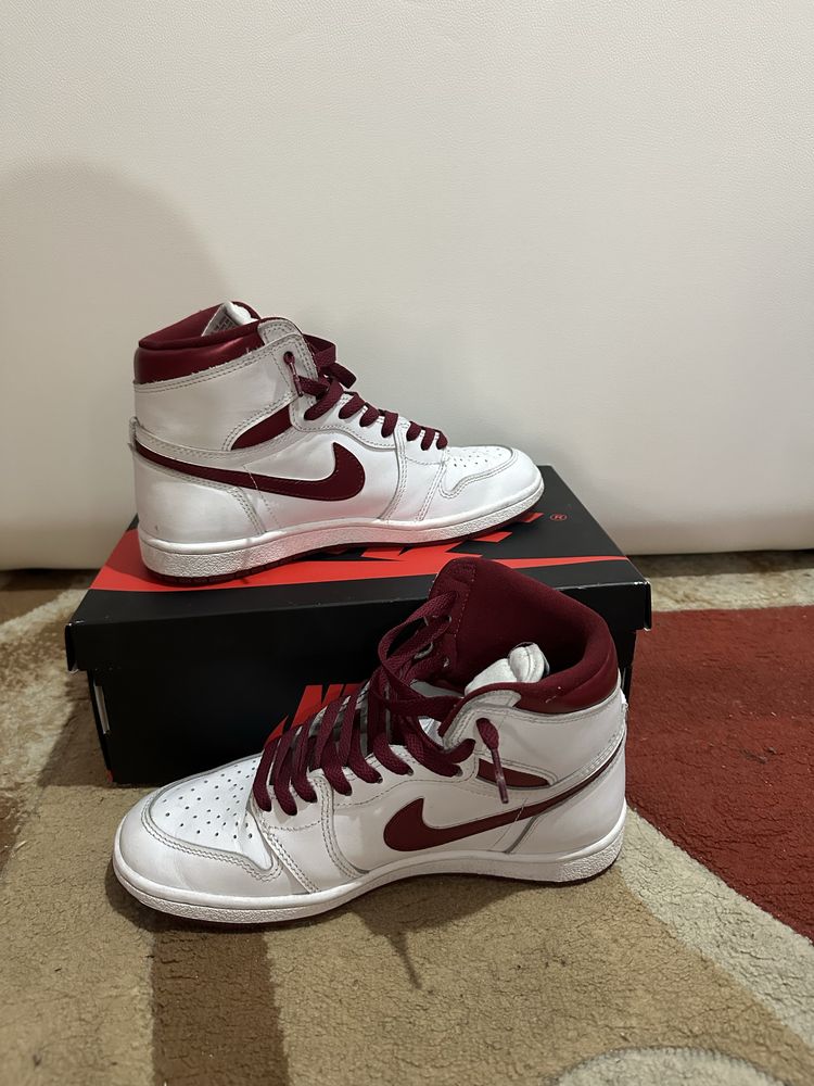 Nike Air Jordan 1 High 85 Team Red OG