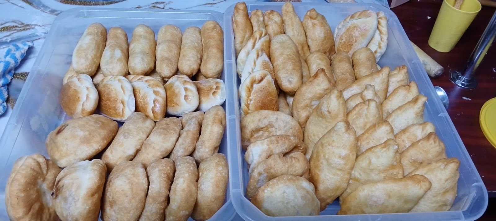 Пирожки, сосиски, биляжши