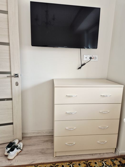 Комод с ящиками в отличном состоянии