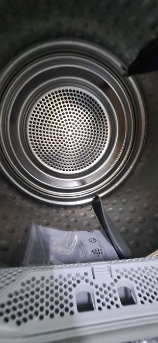 Uscator de rufe AEG 8kg Pomap de caldura