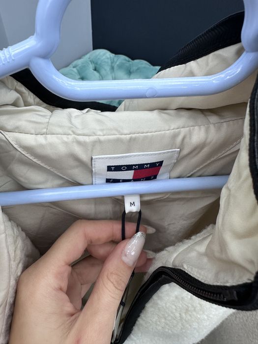 Jacheta  blana Tommy Jeans
