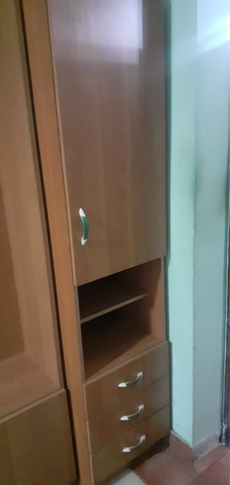 Срочно продам пенал. Дерево натуральное