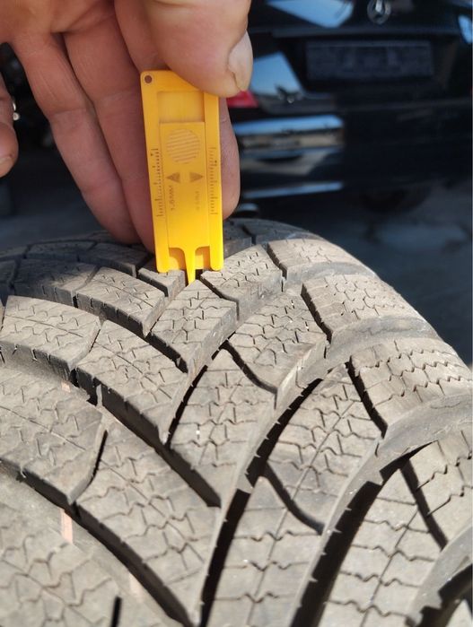 Продавам зимни гуми с лети джанти за всякъкъв модел на мазда