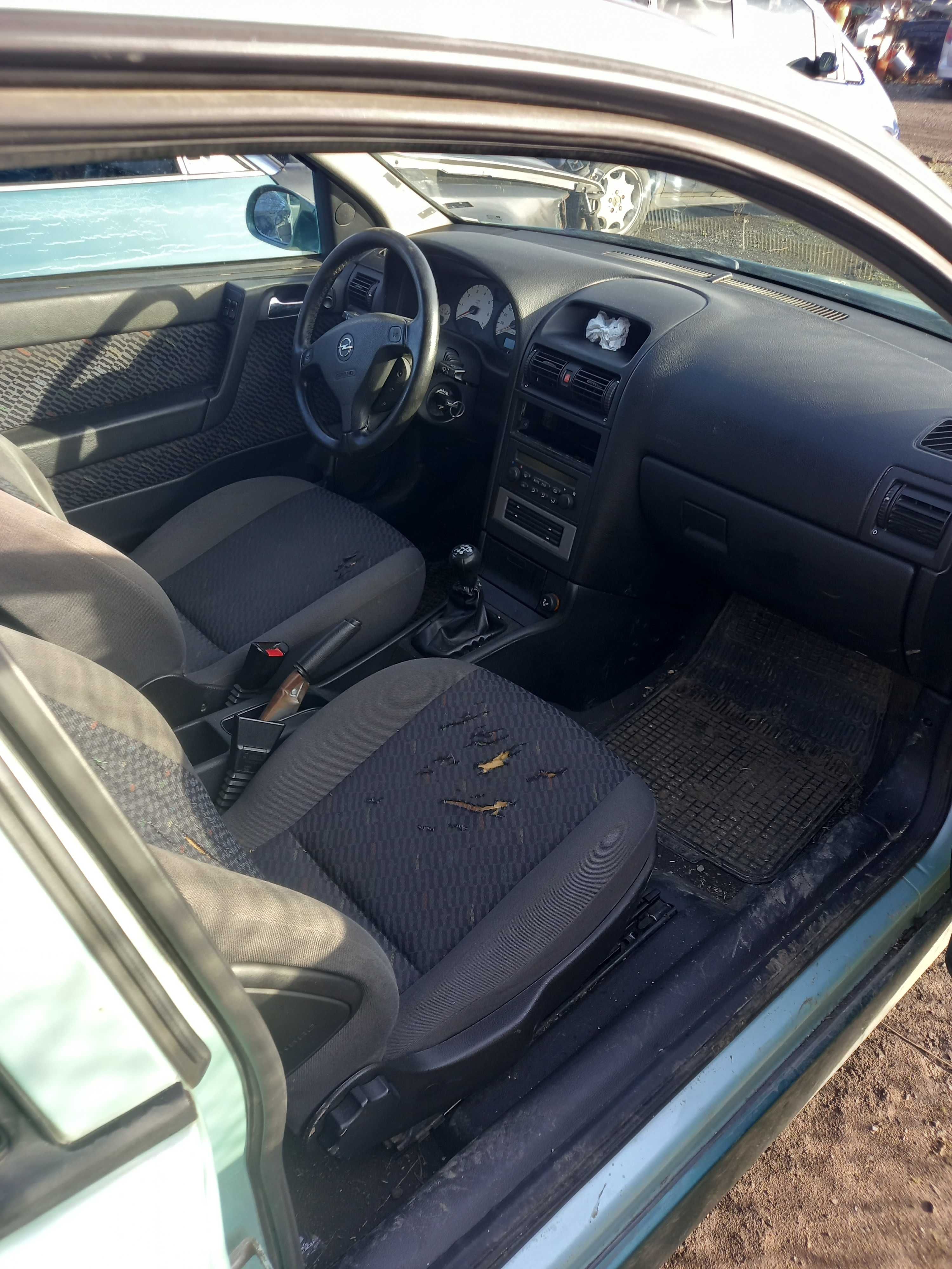 Opel Astra 1.6 на части бензин
