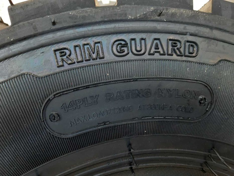 Anvelope noi motostivuitor 7.00-12 livare garantie cu camera 14pr