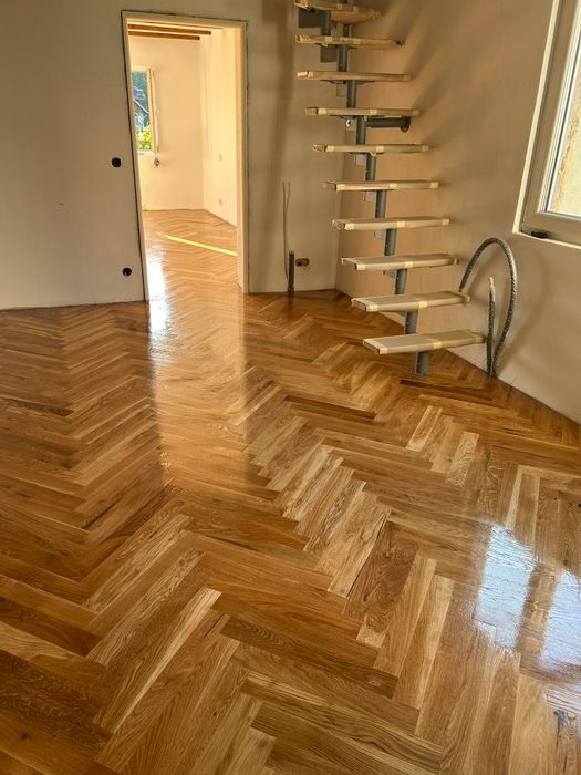 Raschetat parchet șlefuit