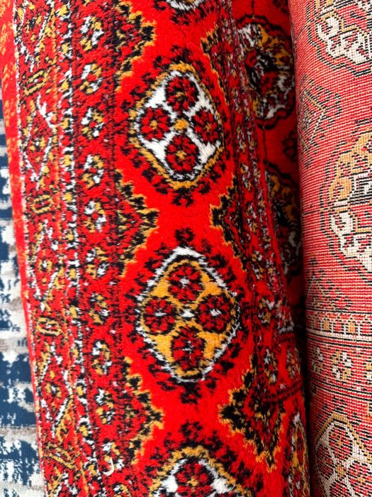 ковёр, пылесос, роутеры