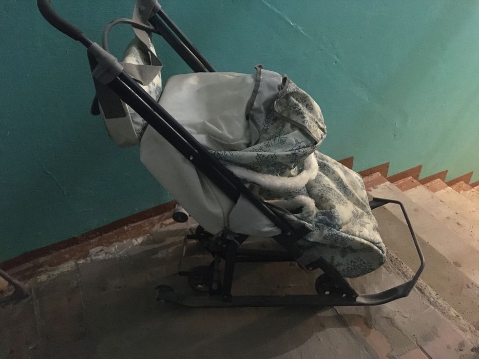 Продам санки в отличном состоянии