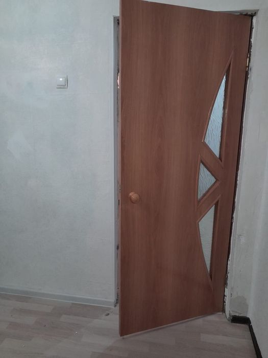Продаются двери межкомнатные