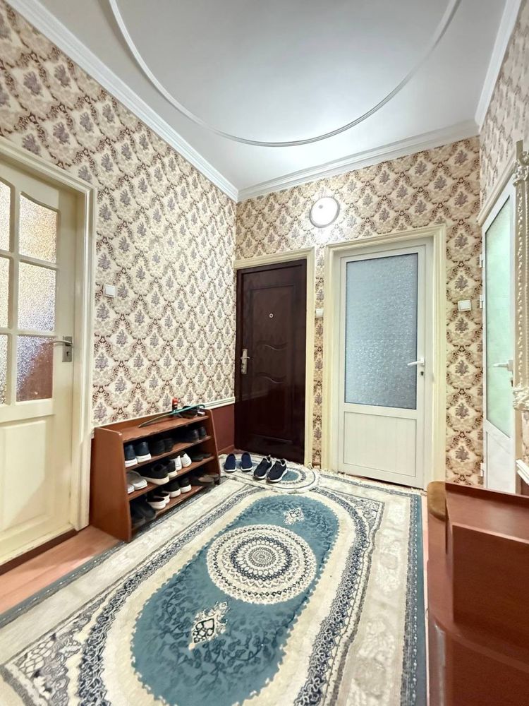 АрзонНархда Юнусабод 12.кв 4/2/4 80.кв квартира