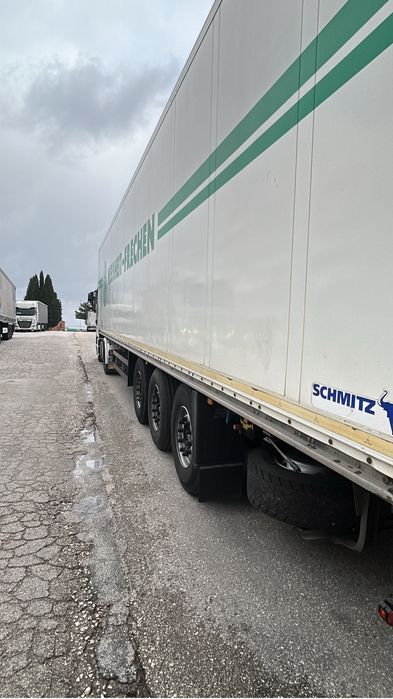 Semiremorca Schmitz Cargobull box